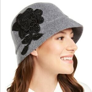 August Hat Company Applique Melton Cloche Grey Hat One Size NEW